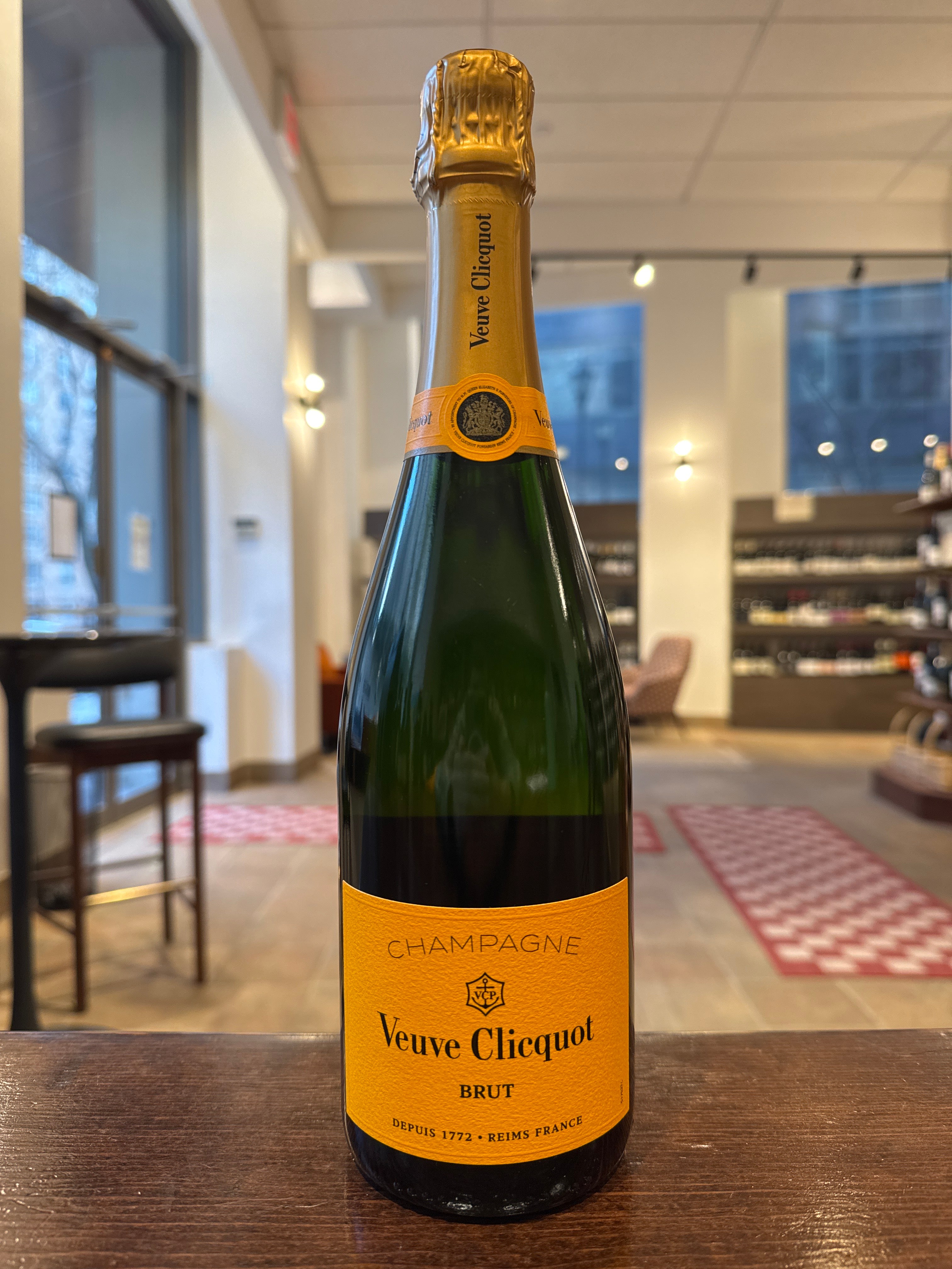 Veuve Clicquot Yellow Label – Modern Wine