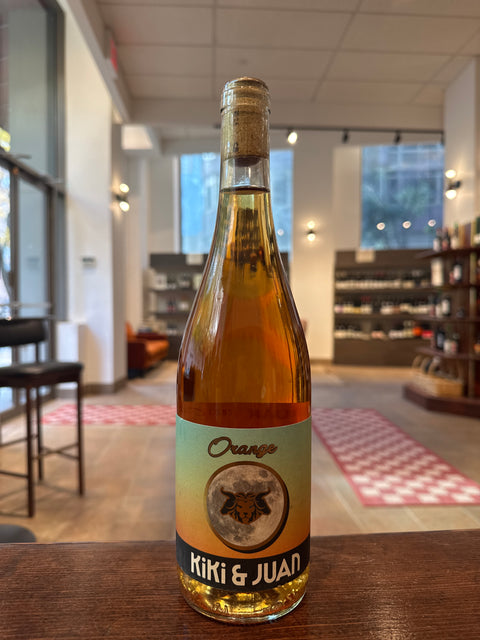 Kiki & Juan Orange 2023